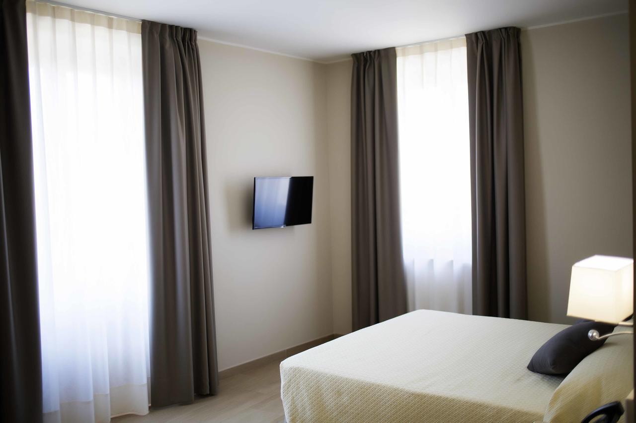 Roggiano Gravina Hotel Palazzo Salerno מראה חיצוני תמונה